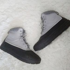 Winter boots